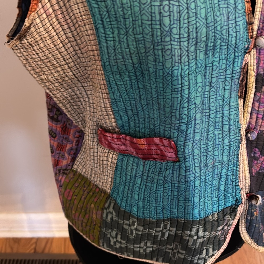 Sacred Thread Silk Patchwork Vest Size Ml - image 8